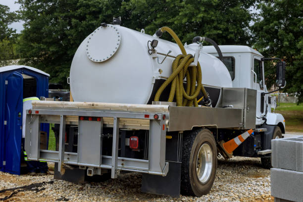 Portable Toilet Options We Offer in Cowarts, AL
